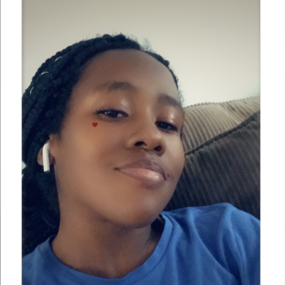 Meet your Posher, Veonica